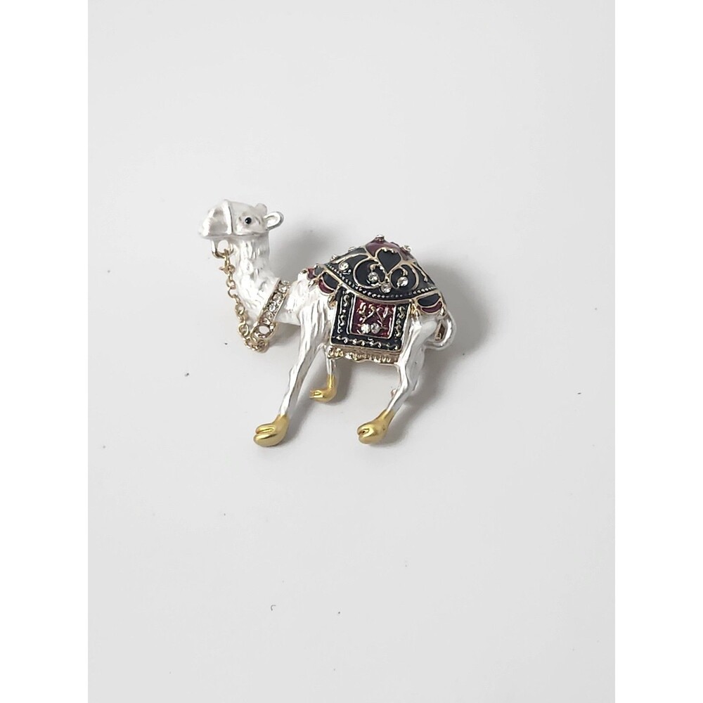 Camel Costume Jewelry Brooch With Rinestones